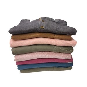 CARHARTT SIZE XL TALL (8) Shirts. (1) Henley & (7) Pocket Tee GUC